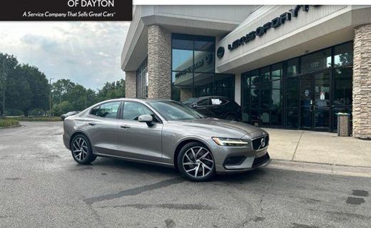 2019 Volvo S60 Momentum