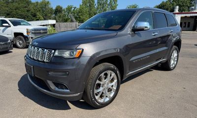 2019 Jeep Grand Cherokee Summit