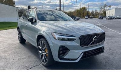 2024 Volvo XC60 Ultimate Black Edition