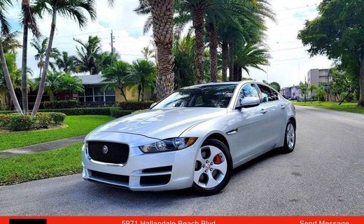 2017 Jaguar XE