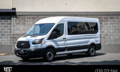 2016 Ford Transit SRW Medium Roof