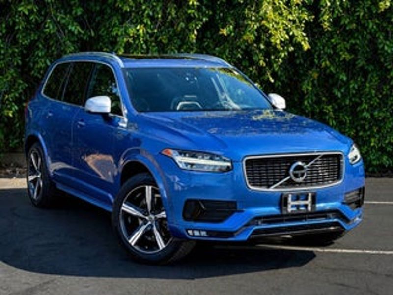 2017 Volvo XC90 — a typically priced live listing