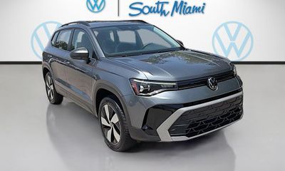 2025 Volkswagen Taos 4Motion S
