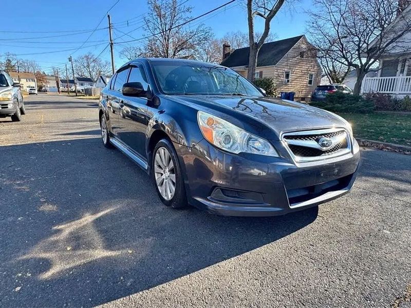 2011 Subaru Legacy — a typically priced live listing