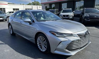 2019 Toyota Avalon XLE XSE Touring
