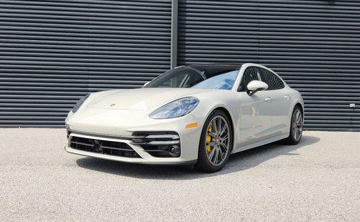 2023 Porsche Panamera S