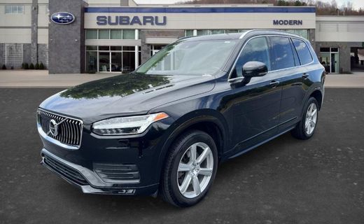 2021 Volvo XC90 Momentum