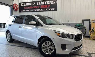 2016 Kia Sedona LX Middle LOW