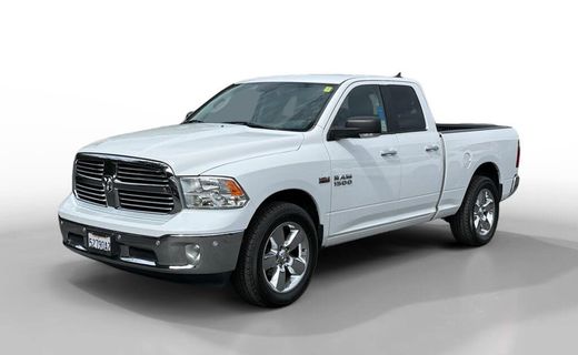 2017 Ram 1500 SLT
