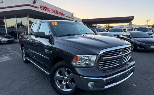 2017 Ram 1500 SLT