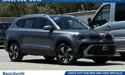 2026 Volkswagen Taos 4MOTION SE
