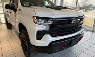 2024 Chevrolet Silverado Trail Boss LT