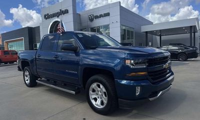 2017 Chevrolet Silverado LT
