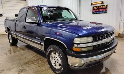 2001 Chevrolet Silverado LS