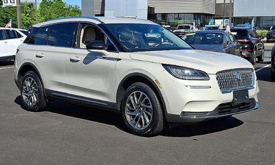 2022 Lincoln Corsair Standard