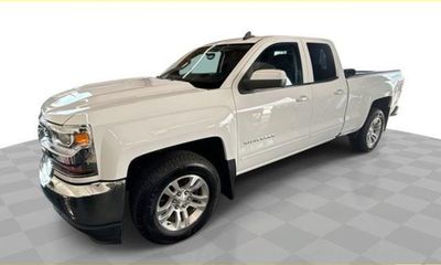 2017 Chevrolet Silverado LT