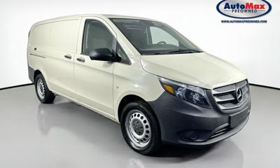 2018 Mercedes-Benz Metris Base