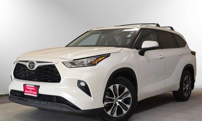 2020 Toyota Highlander XLE