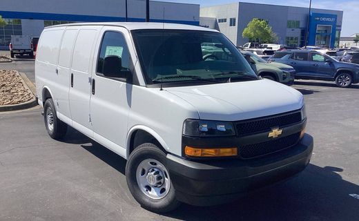 2026 Chevrolet Express 2500