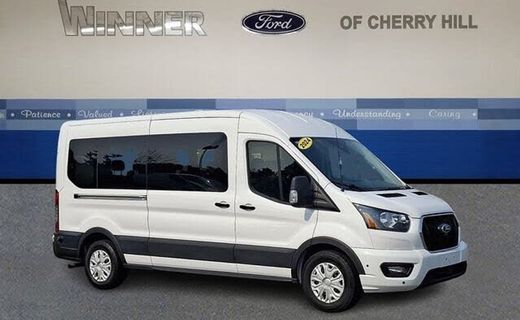 2024 Ford Transit Medium Roof
