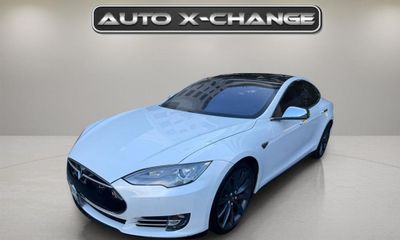 2015 Tesla Model S 85D