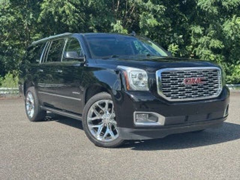 2020 Gmc Yukon Xl — a typically priced live listing