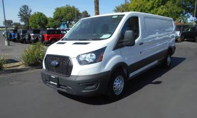 2023 Ford Transit LOW Roof