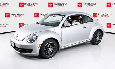 2015 Volkswagen Beetle 18T Classic