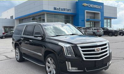 2020 Cadillac Escalade ESV Luxury