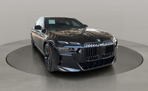 2024 BMW 740I
