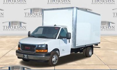 2026 GMC Savana 2500