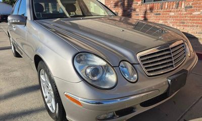 2004 Mercedes-Benz E-Class E320