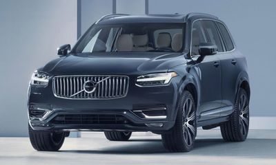 2024 Volvo XC90 Plus Bright