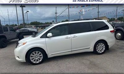 2014 Toyota Sienna XLE