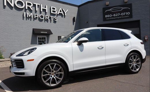 2022 Porsche Cayenne Base