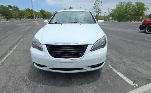 2013 Chrysler 200 Touring