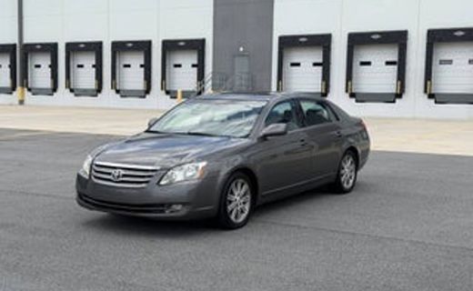 2005 Toyota Avalon Limited Edition