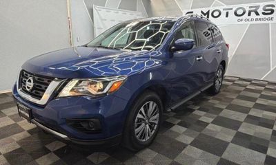 2020 Nissan Pathfinder S