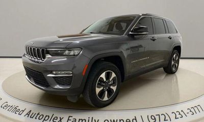2023 Jeep Grand Cherokee 4XE