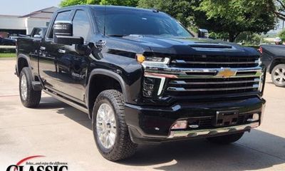 2023 Chevrolet Silverado HD High Country