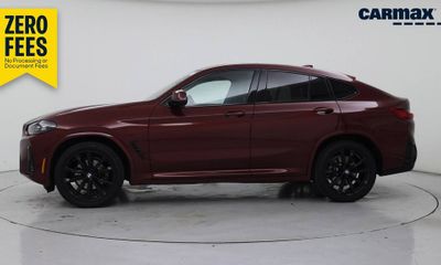 2025 BMW X4 xDrive 30I