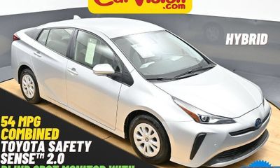 2022 Toyota Prius LE