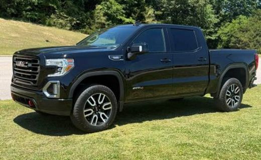 2021 GMC Sierra AT4