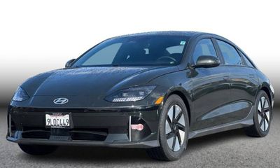 2024 Hyundai Ioniq 6 SE Standard Range