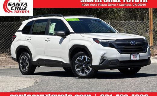 2025 Subaru Forester Premium Base