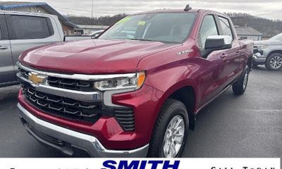 2023 Chevrolet Silverado LT