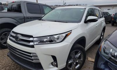 2017 Toyota Highlander LTD Platinum