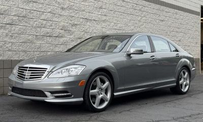 2013 Mercedes-Benz S-Class S550