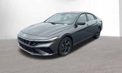 2026 Hyundai Elantra SEL Sport Premium