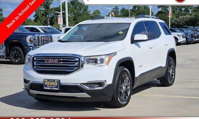 2019 GMC Acadia SLT 1